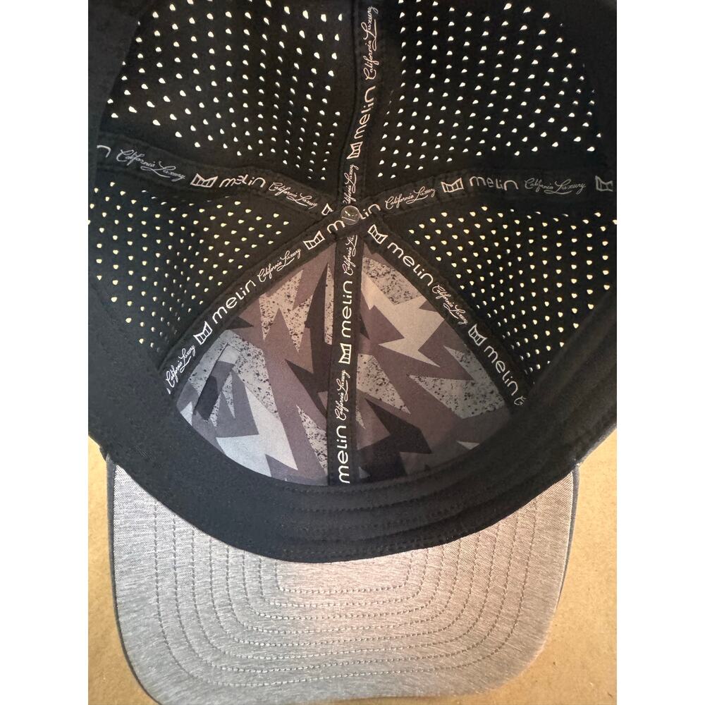 Melin A-Game Hydro Heather Gray Performance Snapback Hat - Picture 6 of 8
